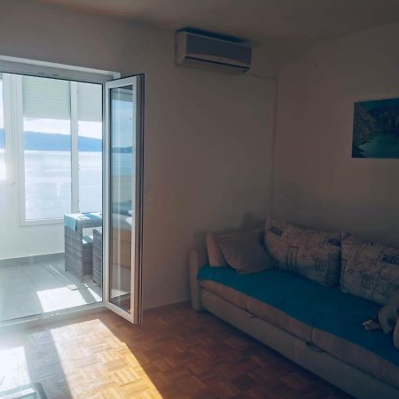 Апартаменти Suzana Beautiful Balcony Sea View 1 Сень Екстер'єр фото