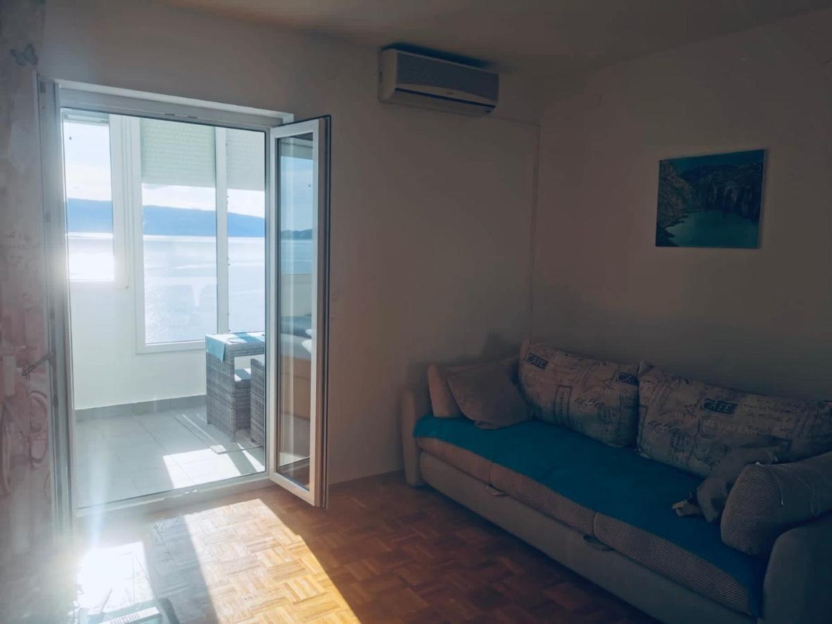 Апартаменти Suzana Beautiful Balcony Sea View 1 Сень Екстер'єр фото