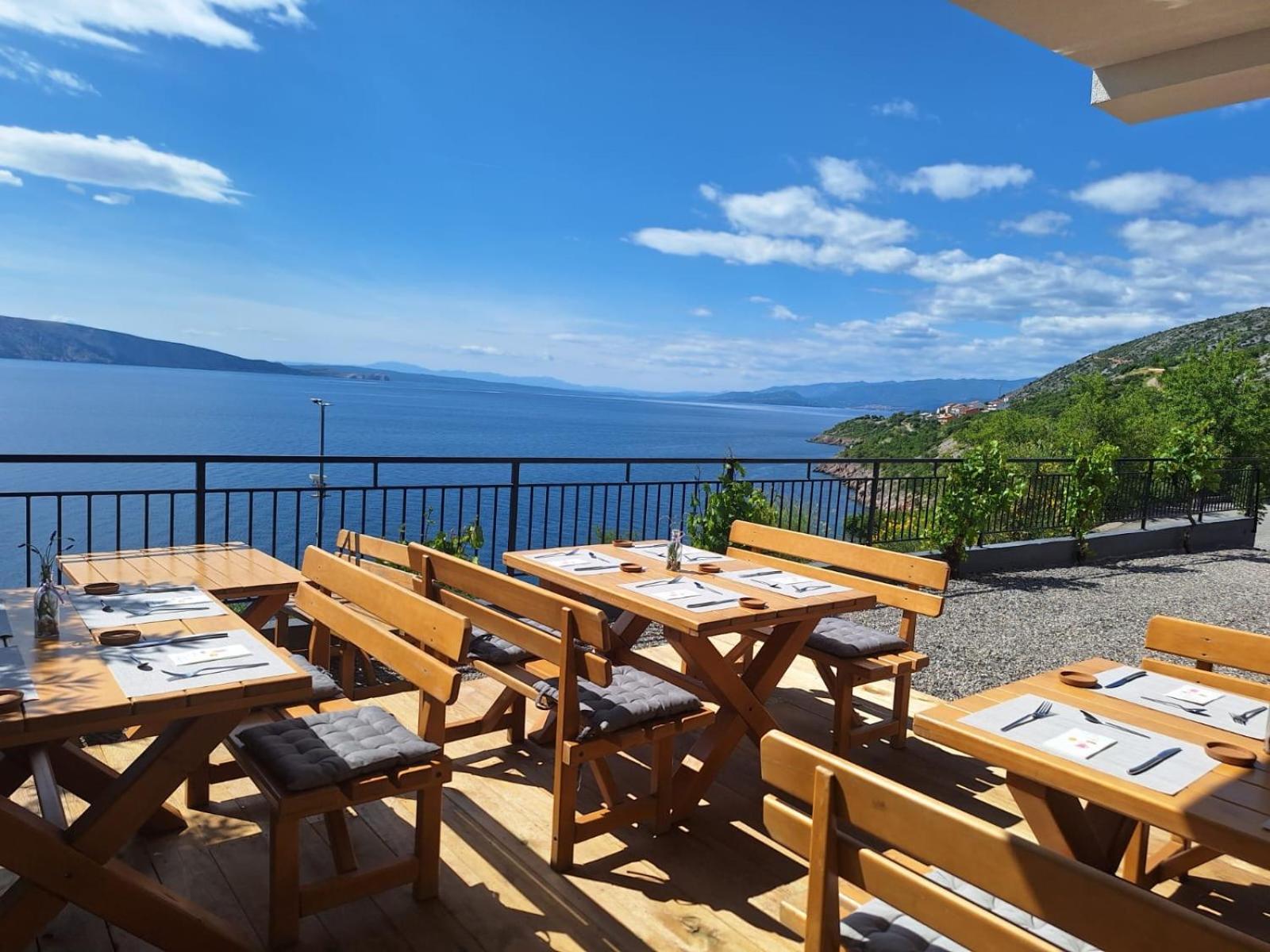 Апартаменти Suzana Beautiful Balcony Sea View 1 Сень Екстер'єр фото