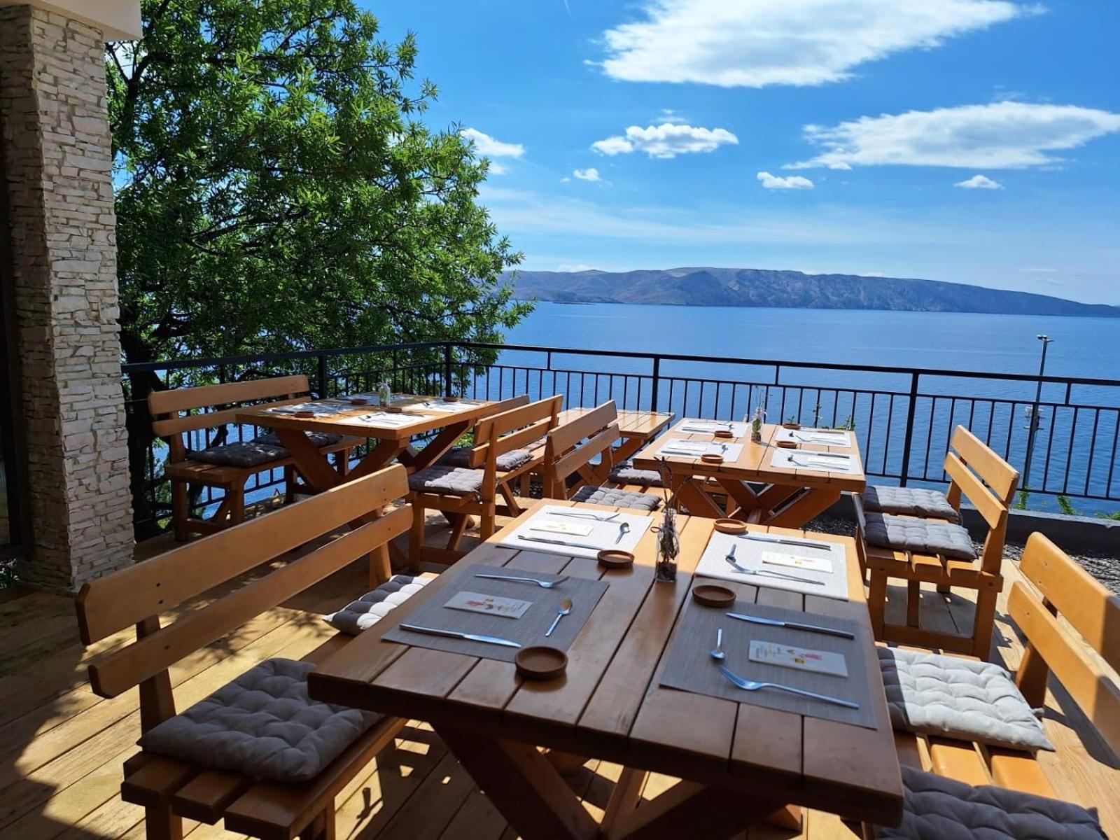 Апартаменти Suzana Beautiful Balcony Sea View 1 Сень Екстер'єр фото
